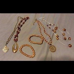 Lot of 6 pieces of Jewelry